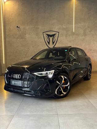 AUDI E-TRON ELÉTRICO PERFORMANCE QUATTRO